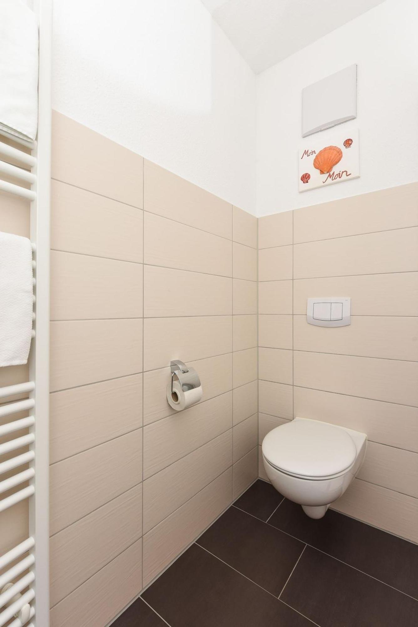 Ferienhaus Rote Bohne - Uns Huus An T Kuest Bensersiel Esterno foto